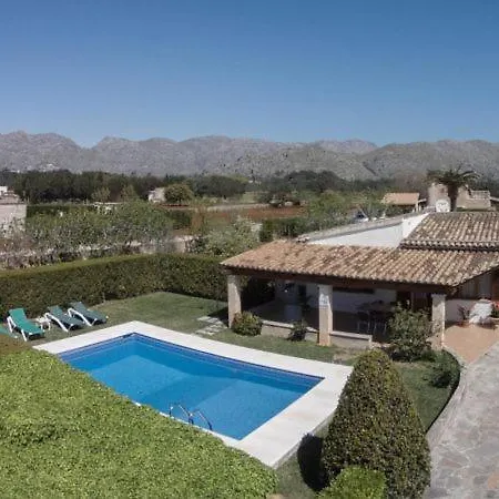 Villa Sleeps 4 With Pool Air Con And Wifi *